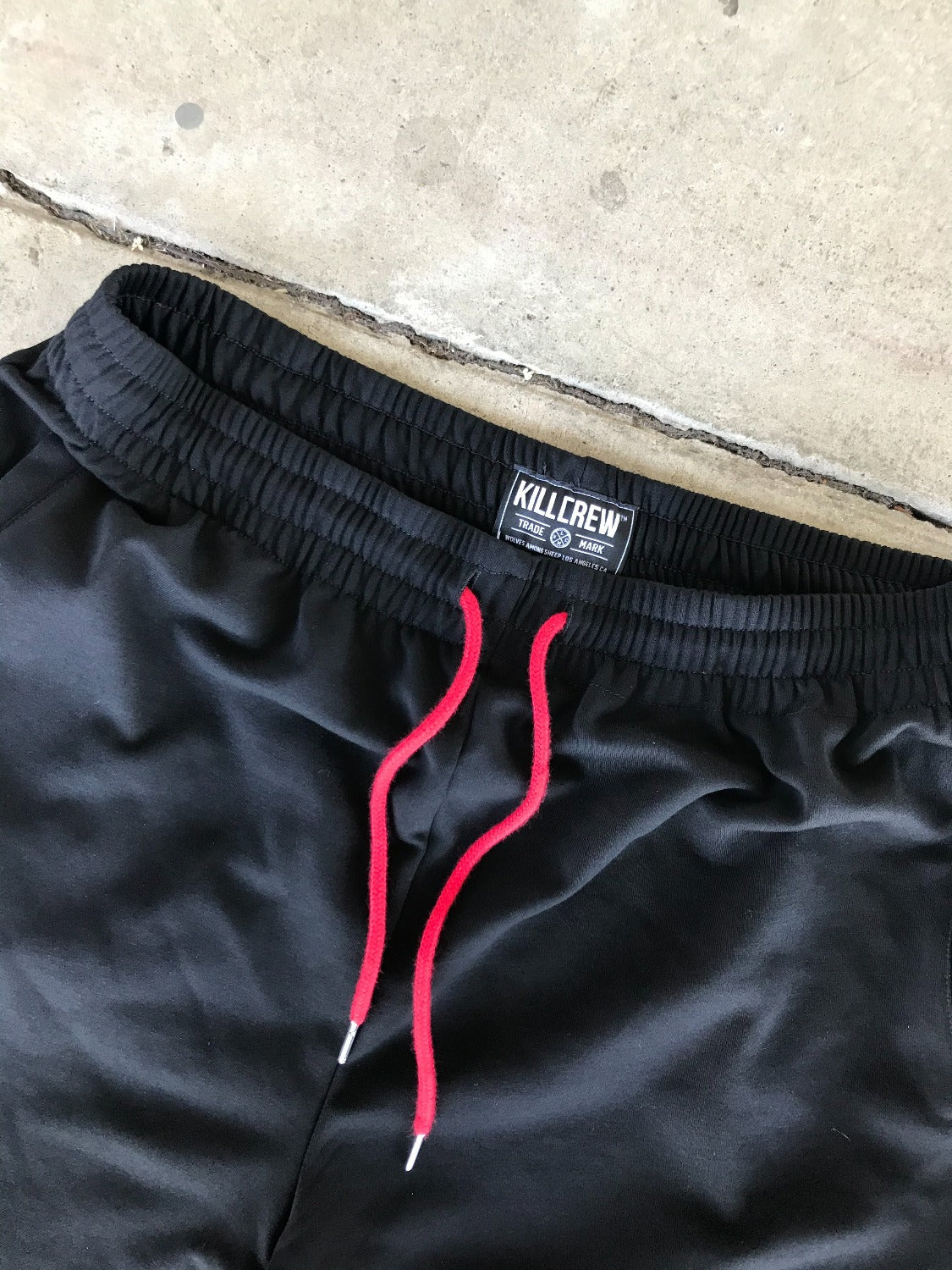 RELAXED CUT FIGHTER'S CLUB SHORTS - BLACK - Image 4