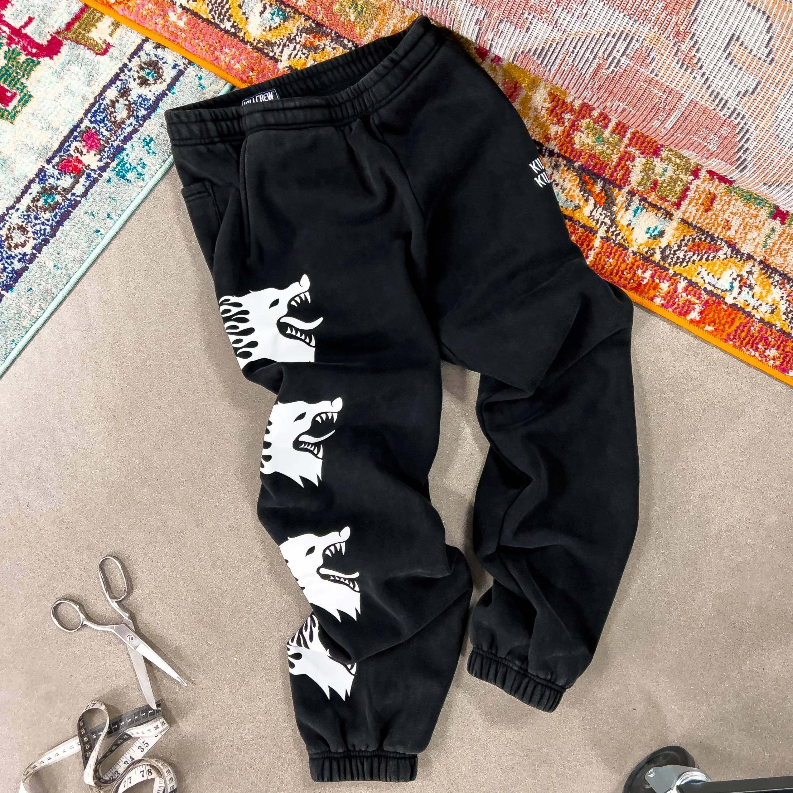 HEAVYWEIGHT LUX "WAR WOLF" SWEATPANTS - BLACK - Image 3