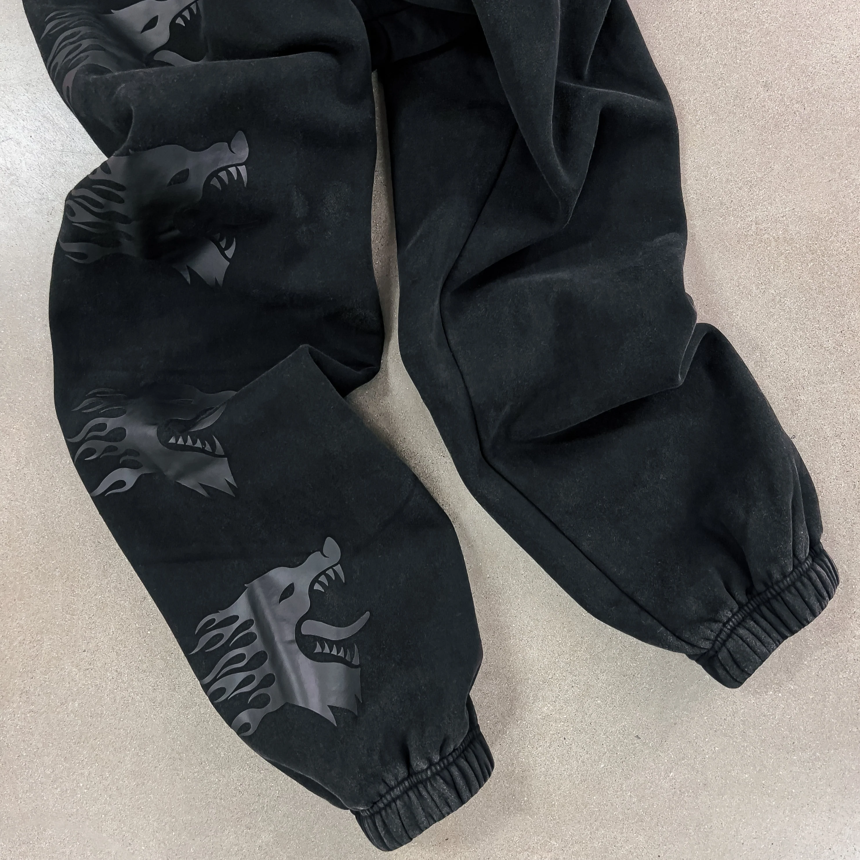 HEAVYWEIGHT LUX "WAR WOLF" SWEATPANTS - BLACKOUT - Image 4
