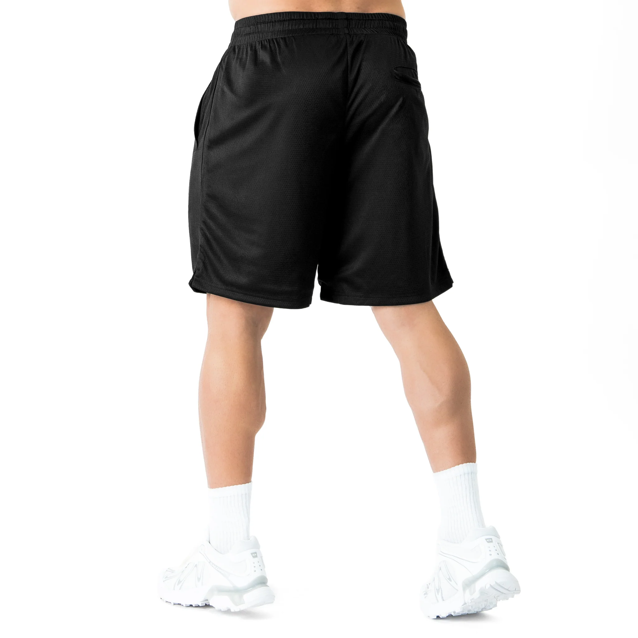 RELAXED CUT SHORTS WOLVES - BLACK - Image 4