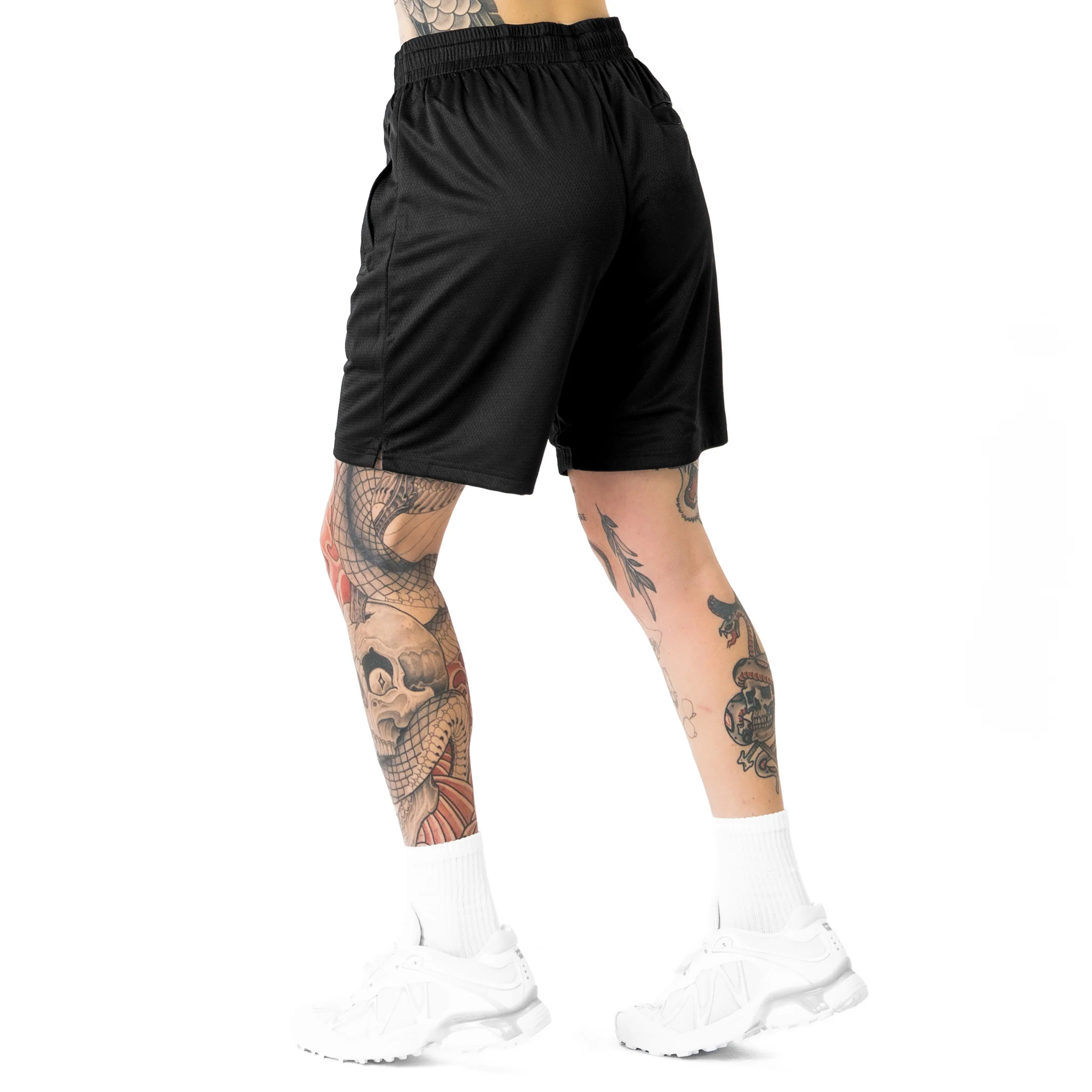 RELAXED CUT SHORTS WOLVES - BLACK - Image 6