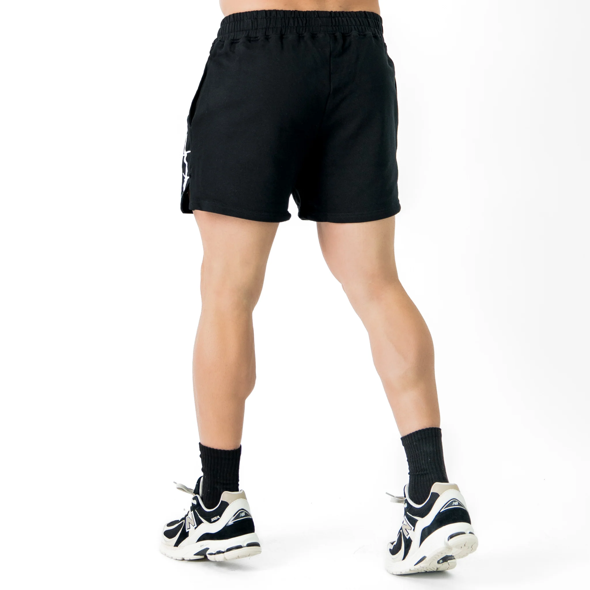 COTTON SHORTS (MID THIGH CUT) BARBWIRE - BLACK / WHITE - Image 4