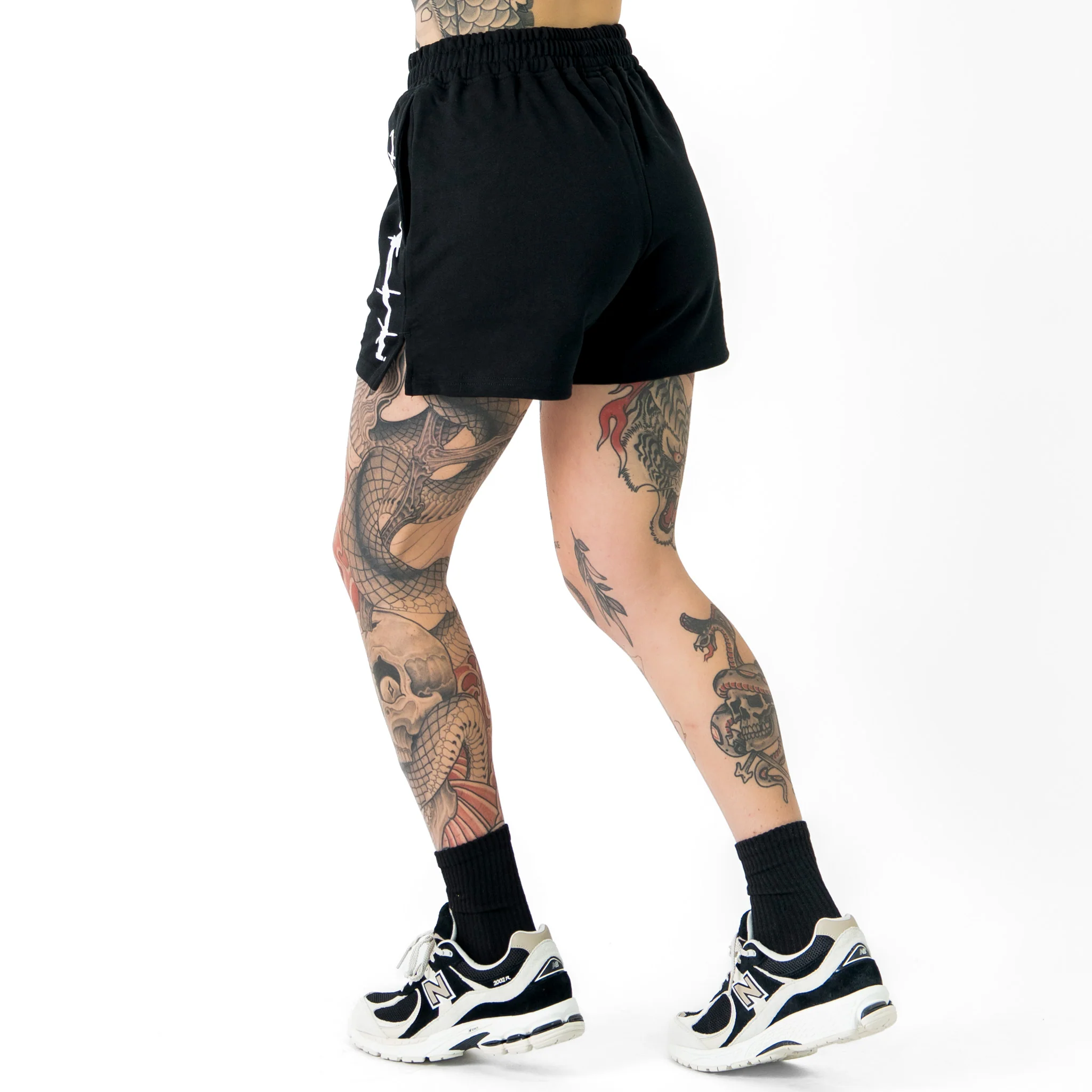 COTTON SHORTS (MID THIGH CUT) BARBWIRE - BLACK / WHITE - Image 6