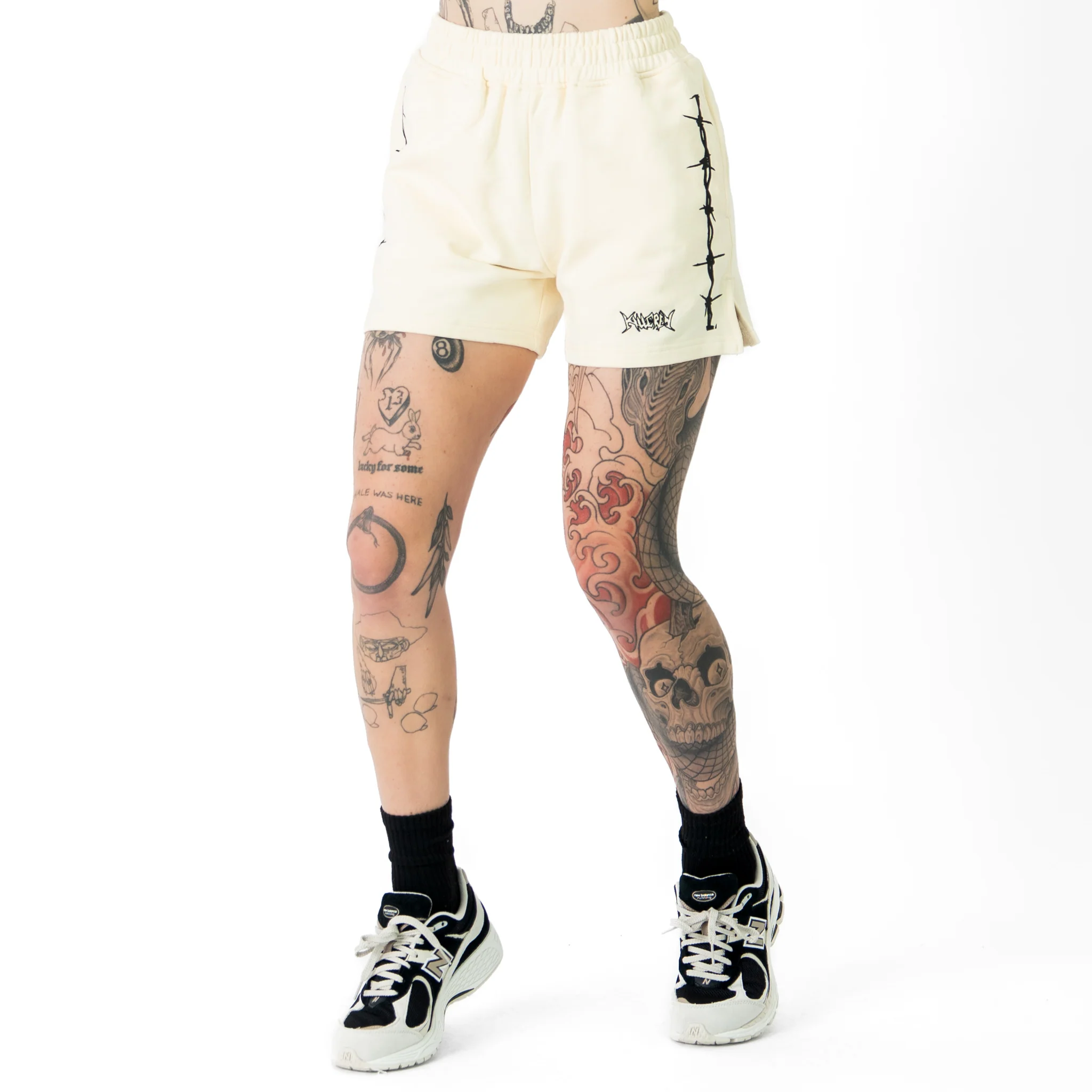 COTTON SHORTS (MID THIGH CUT) BARBWIRE - CREAM / BLACK - Image 5