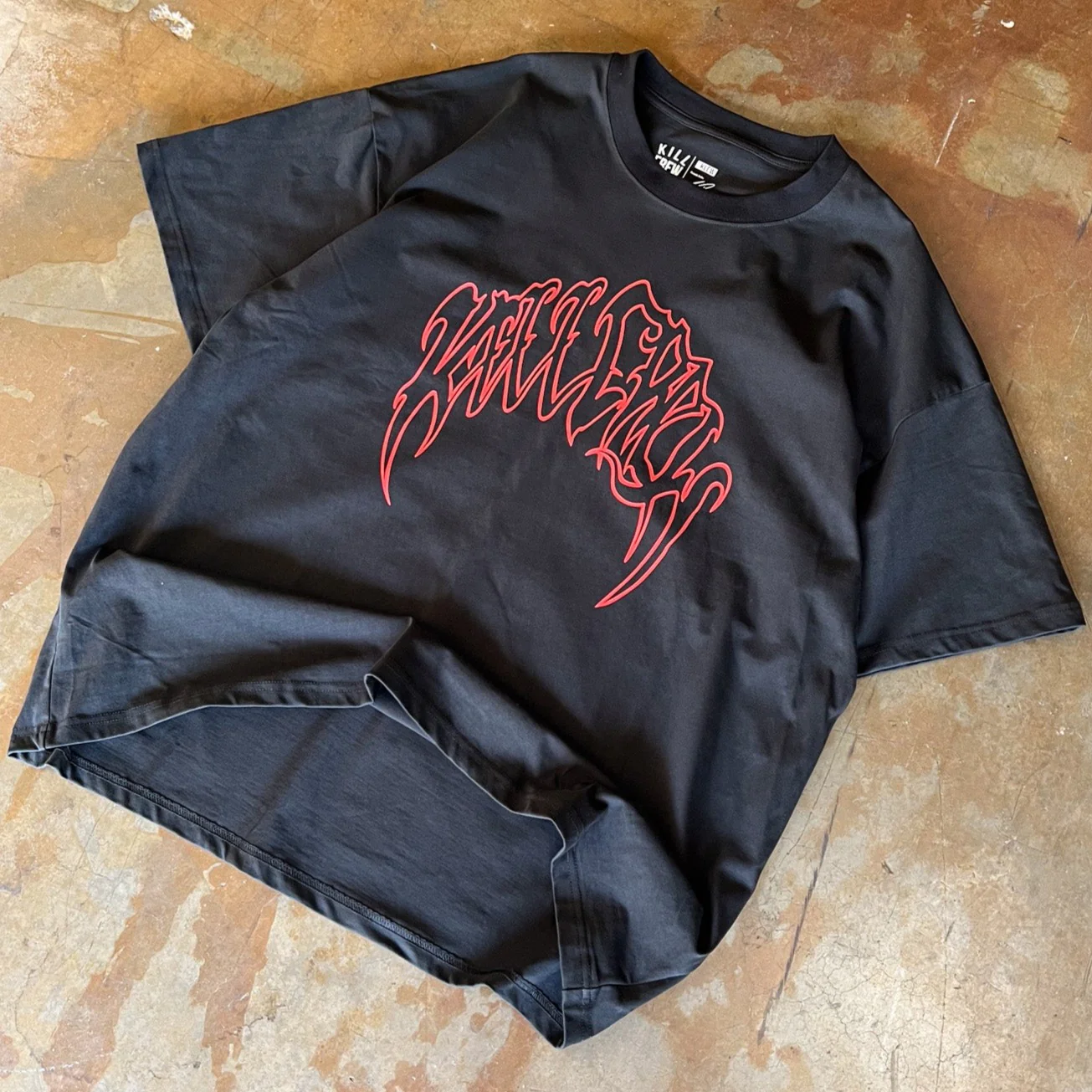 OVERSIZED "CLASSIC" T-SHIRT - BLACK / RED - Image 3