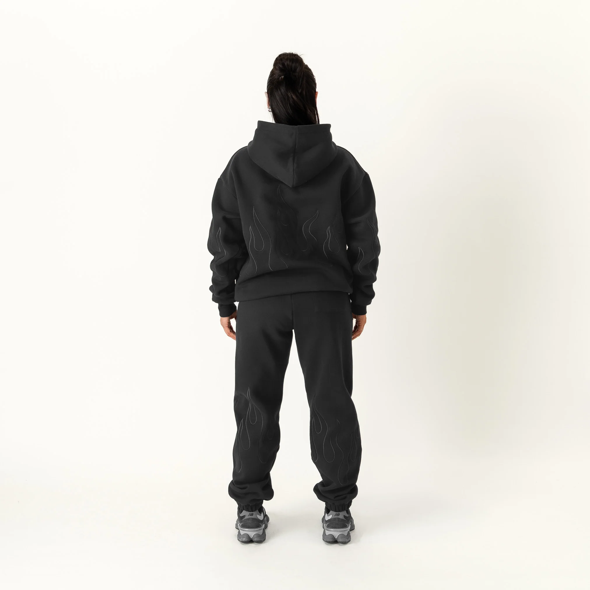 OVERSIZED PREMIUM HEATER HOODIE - BLACKOUT - Image 4