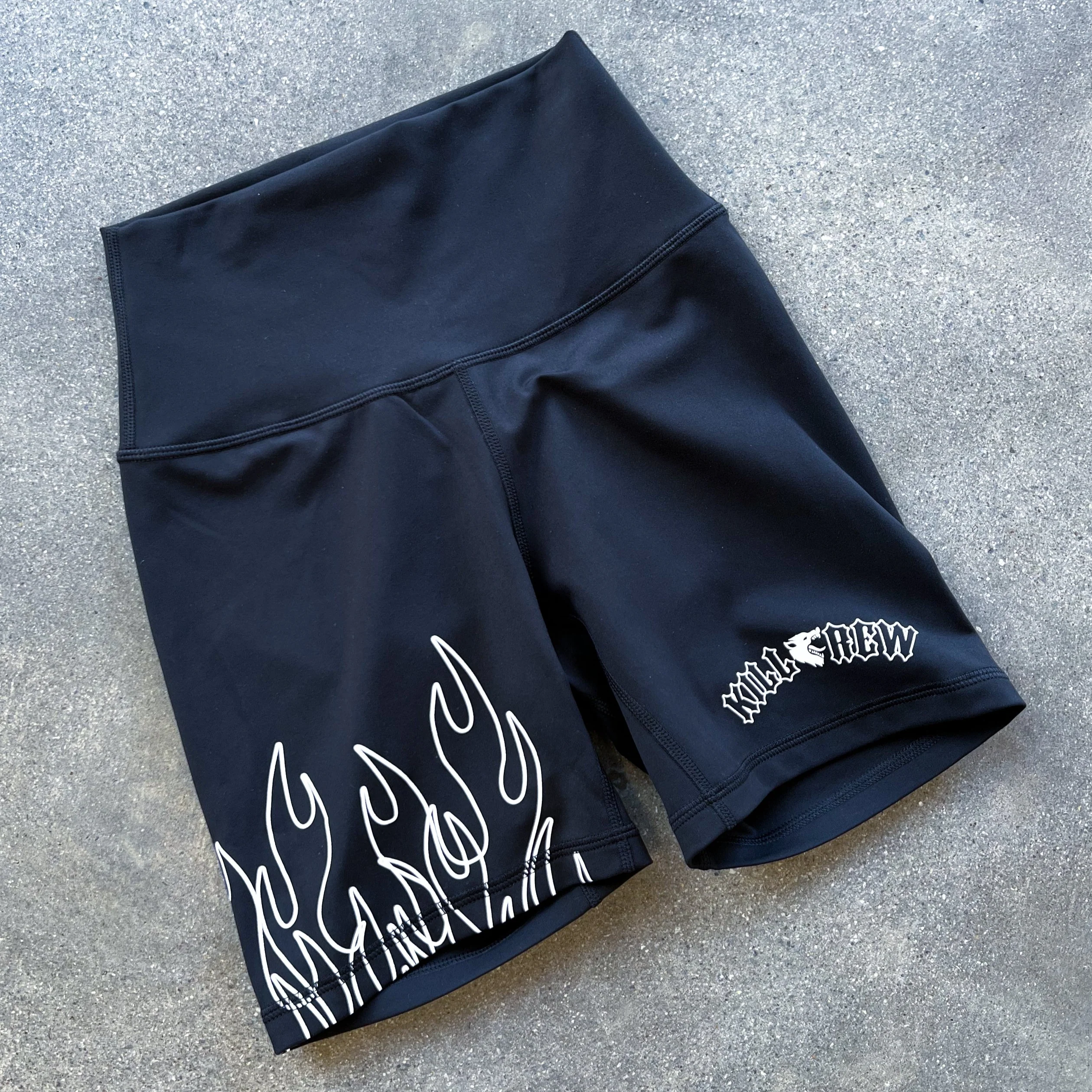 SCRUNCH FLAMES BIKER SHORTS - BLACK / WHITE - Image 4