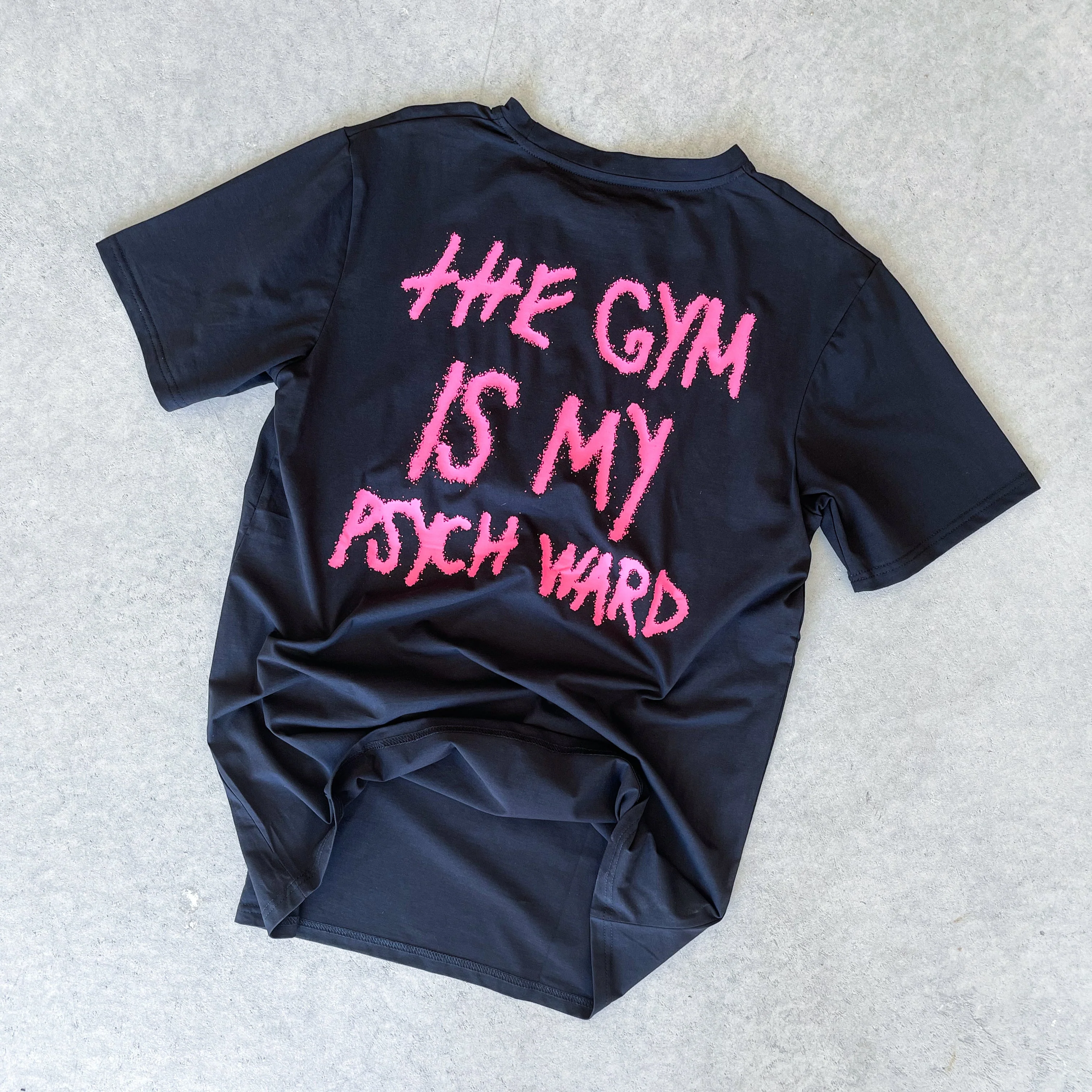 THE GYM IS MY PSYCH WARD T-SHIRT - PINK / BLACK - Image 3